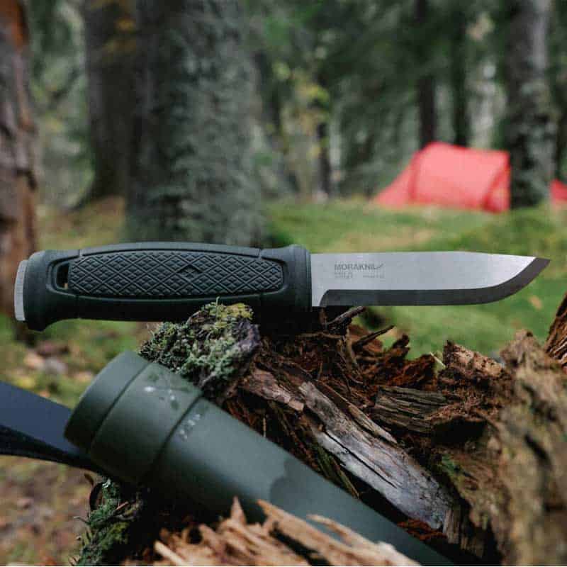 MORAKNIV ΜΑΧΑΙΡΙ GARBERG ΜΕ ΘΗΚΗ ΑΠΟ ΠΟΛΥΜΕΡΕΣ ΥΛΙΚΟ - ΠΡΑΣΙΝΟ
