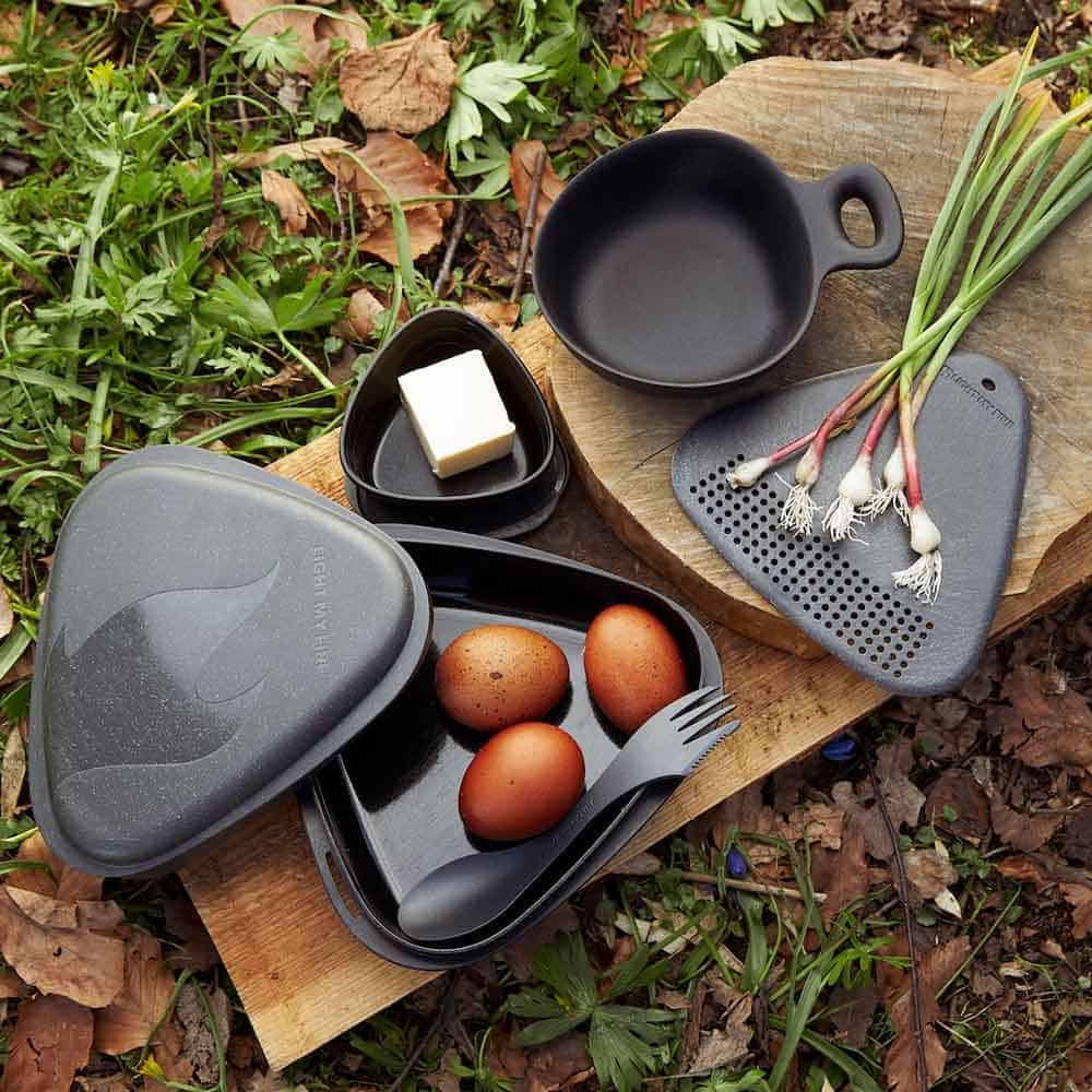 LIGHT-MY-FIRE-OUTDOOR-MEAL-KIT-SLATY-BLACK LIGHT MY FIRE OUTDOOR MEAL KIT BIO SANDY GREEN 8 ΤΕΜ