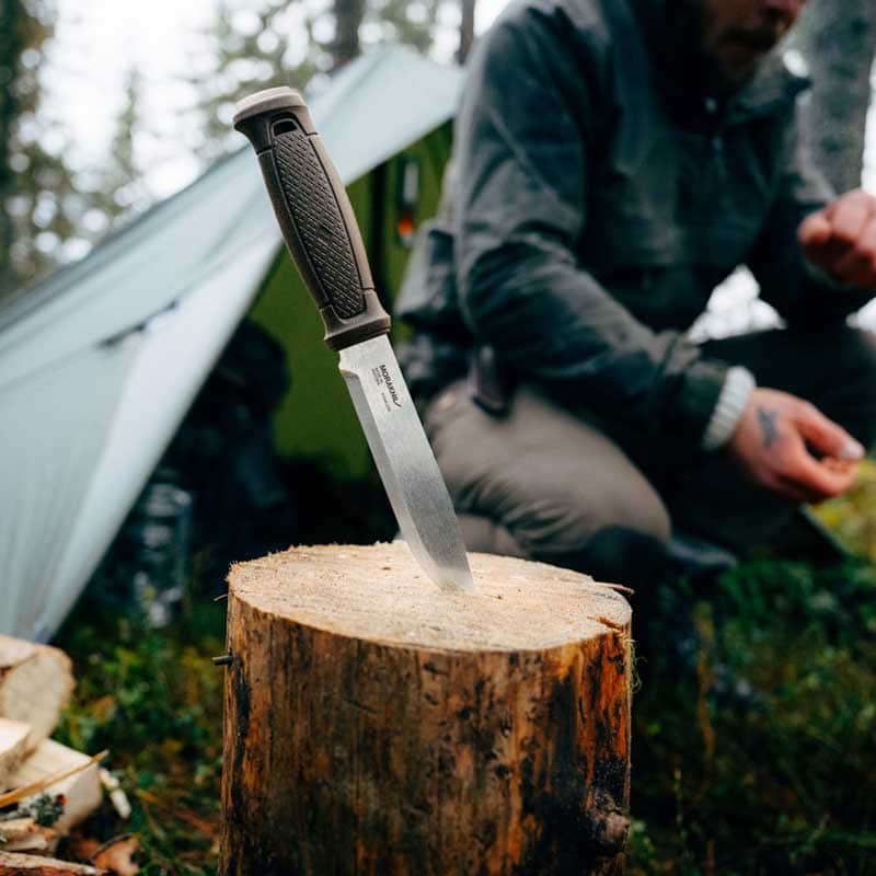 MORAKNIV ΜΑΧΑΙΡΙ GARBERG GRAND ΜΕ ΔΕΡΜΑΤΙΝΗ ΘΗΚΗ