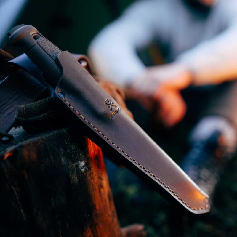 MORAKNIV ΜΑΧΑΙΡΙ GARBERG GRAND ΜΕ ΔΕΡΜΑΤΙΝΗ ΘΗΚΗ